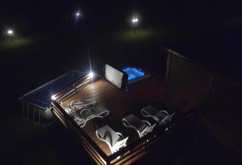 호텔 Mana Village   Jacuzzi & Sauna