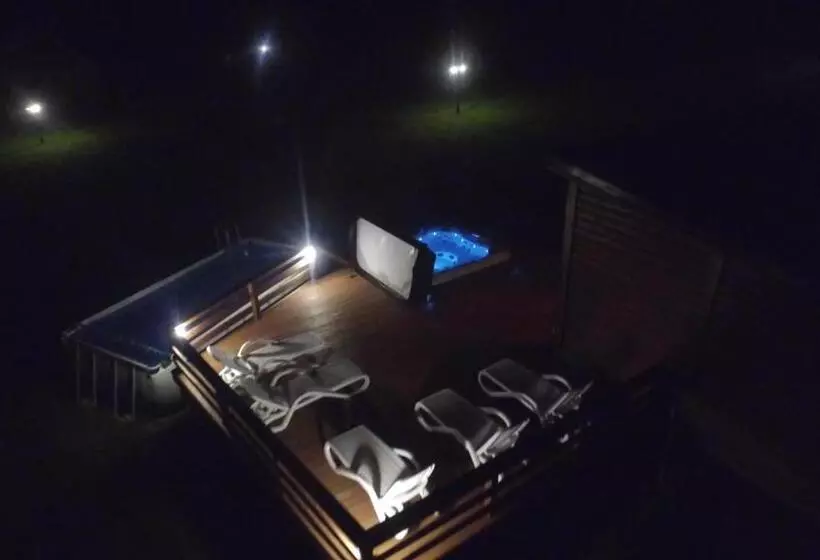 ホテル Mana Village   Jacuzzi & Sauna