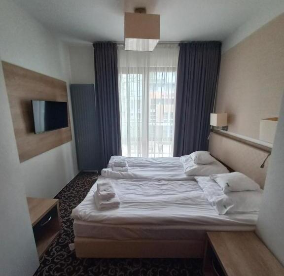 هتل Ośrodek Warszawianka