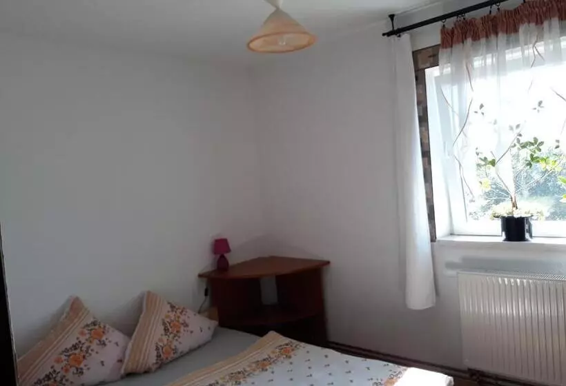 Hotelli Pod Piramidą