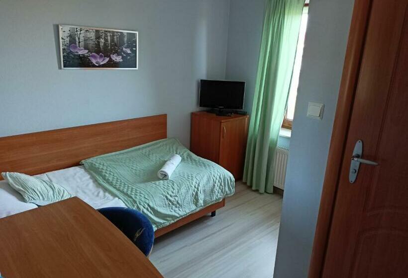 酒店 Zajazd Stary Młyn