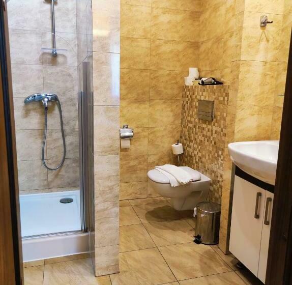 פנסיון Dworek Dąbrowa