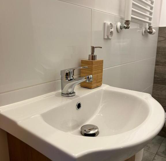 بنسيون Jeleni Ruczaj