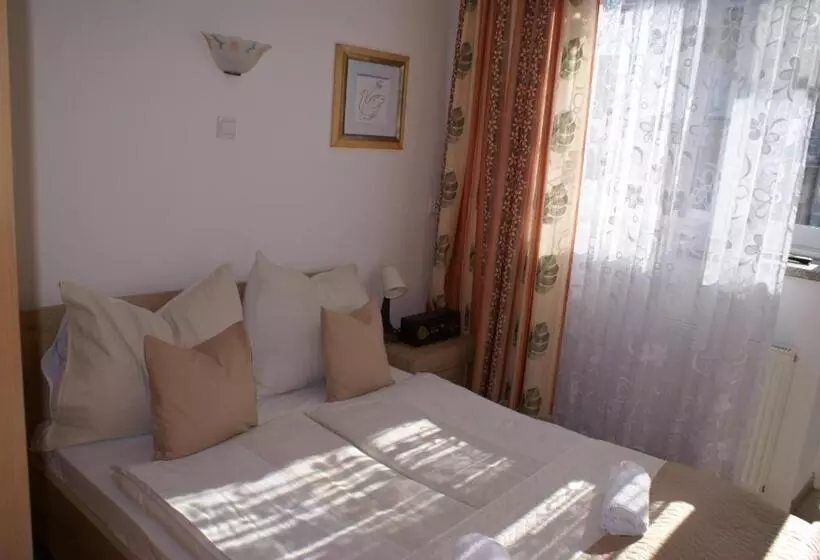 Majatalo Natural Mielno