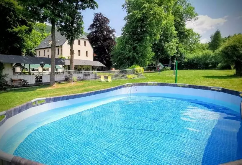 Lomakeskus Ośrodek Wypoczynkowy Radosno