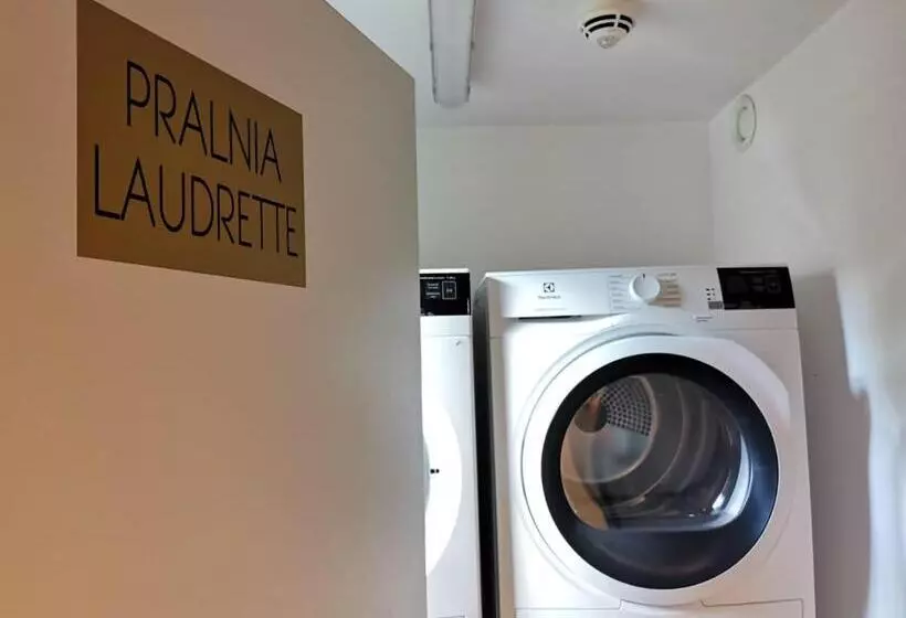 Wałowa Jak Nowa