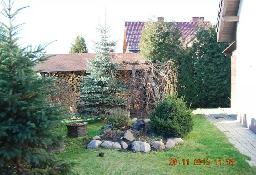 Retkeilymaja Zajazd I Restauracja Myśliwskie Zacisze