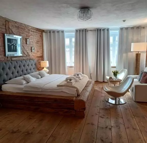 Retkeilymaja Zajazd Karczma Zagłoba