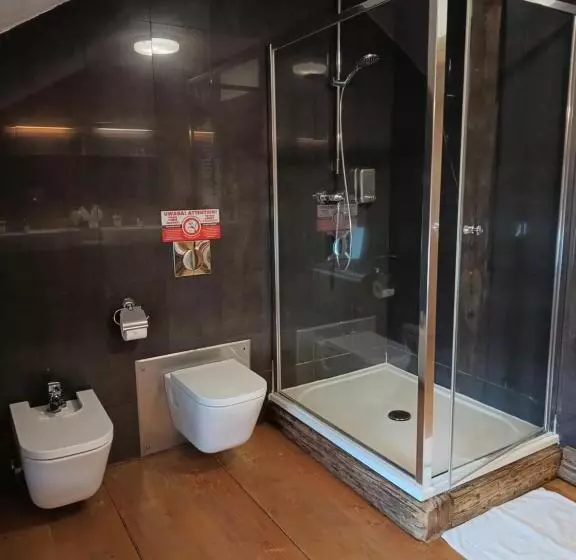 Retkeilymaja Zajazd Karczma Zagłoba