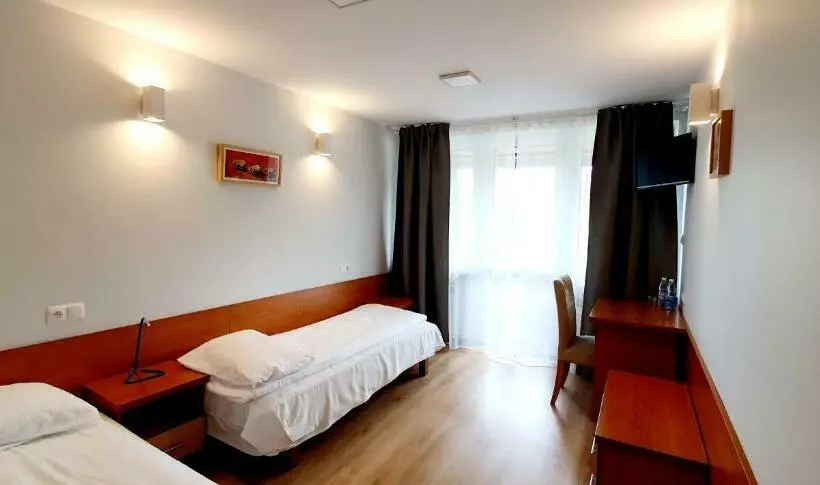 Retkeilymaja Zajazd Kałużna