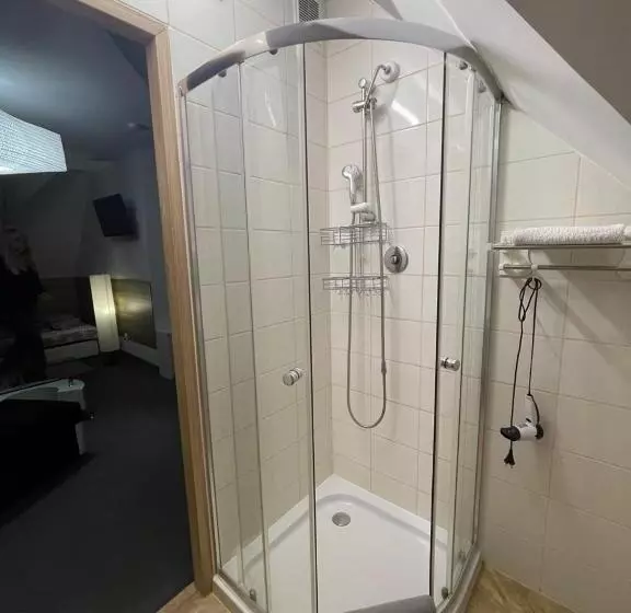 Aamiaismajoitus (B&B) Antonina Pensjonprzykortach