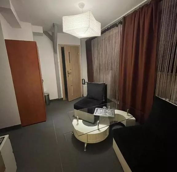 Aamiaismajoitus (B&B) Antonina Pensjonprzykortach