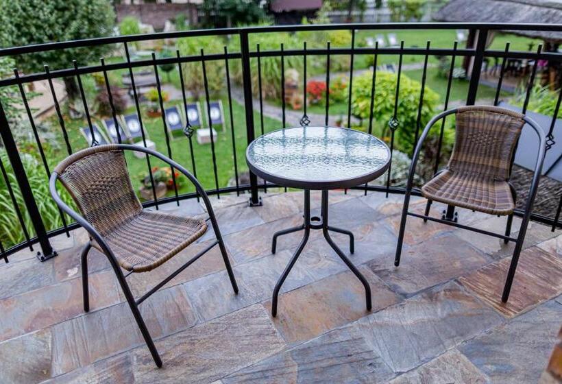 مبيت وإفطار Do Poduchy