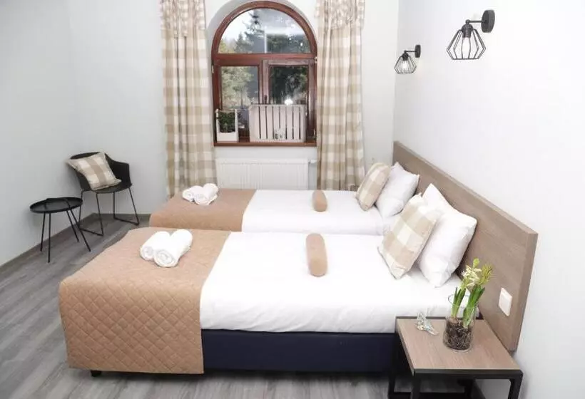 ベッドアンドブレックファースト Do Poduchy