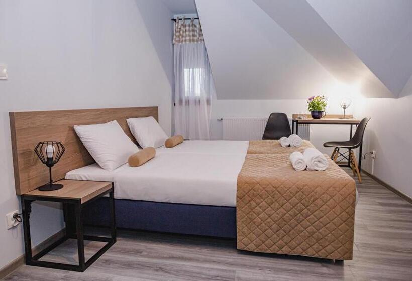 مبيت وإفطار Do Poduchy