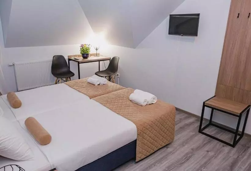 ベッドアンドブレックファースト Do Poduchy