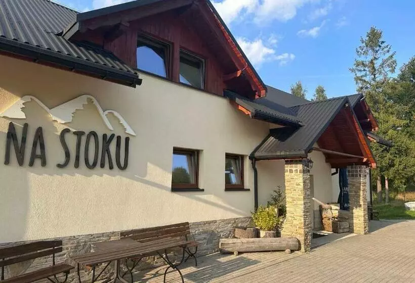 ベッドアンドブレックファースト Na Stoku