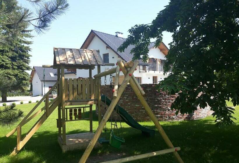 مبيت وإفطار Villa Natura Zator Przeciszów