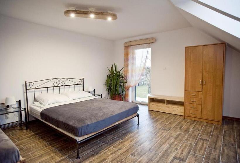 호텔 Agroturystyka W Jabłoniowym Sadzie