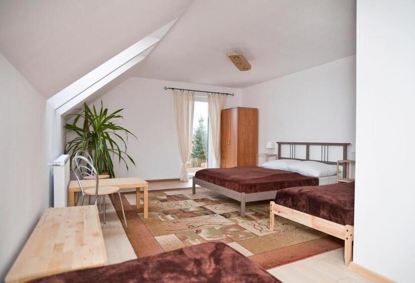 호텔 Agroturystyka W Jabłoniowym Sadzie