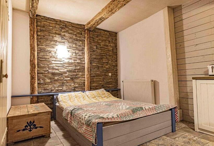 호텔 Folwark Malinowy Chruśniak