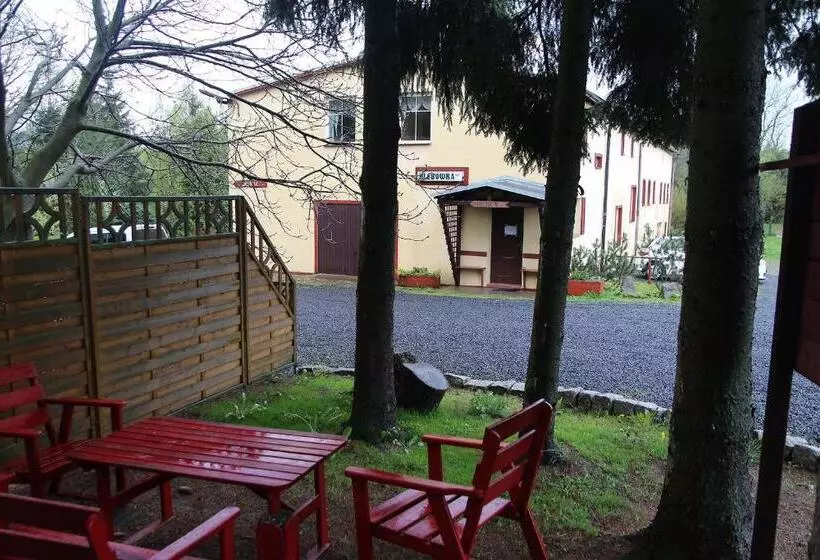 Hotelli Hlebówka Siedlisko W Sudetach