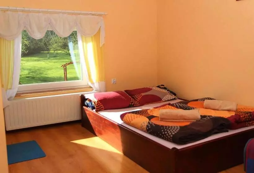 Hotelli Hlebówka Siedlisko W Sudetach