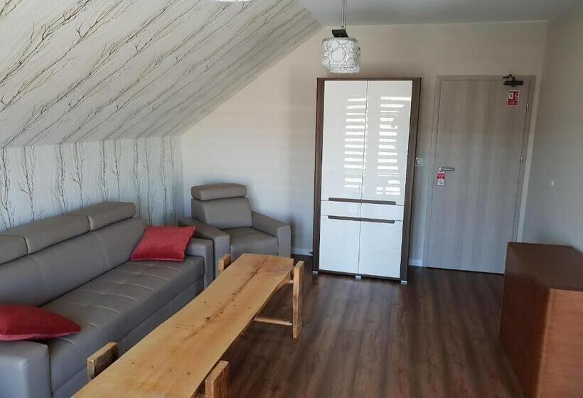 Отель Pod Strzechą