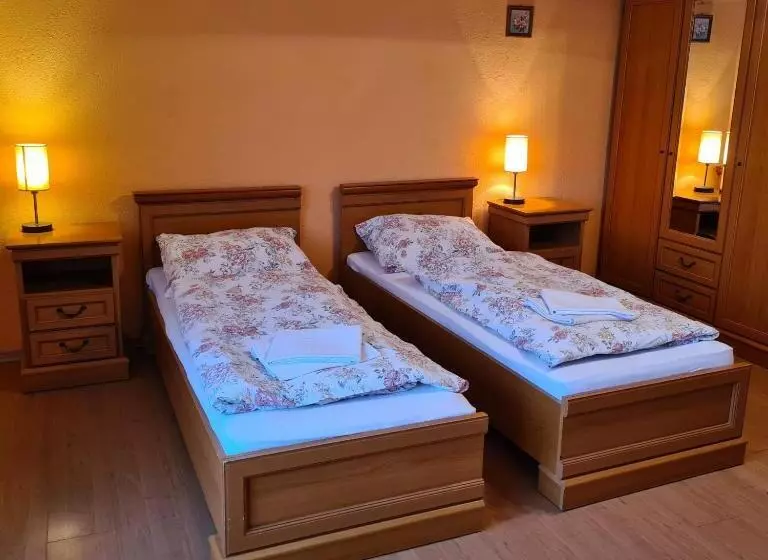 ホテル Restauracja Joanna