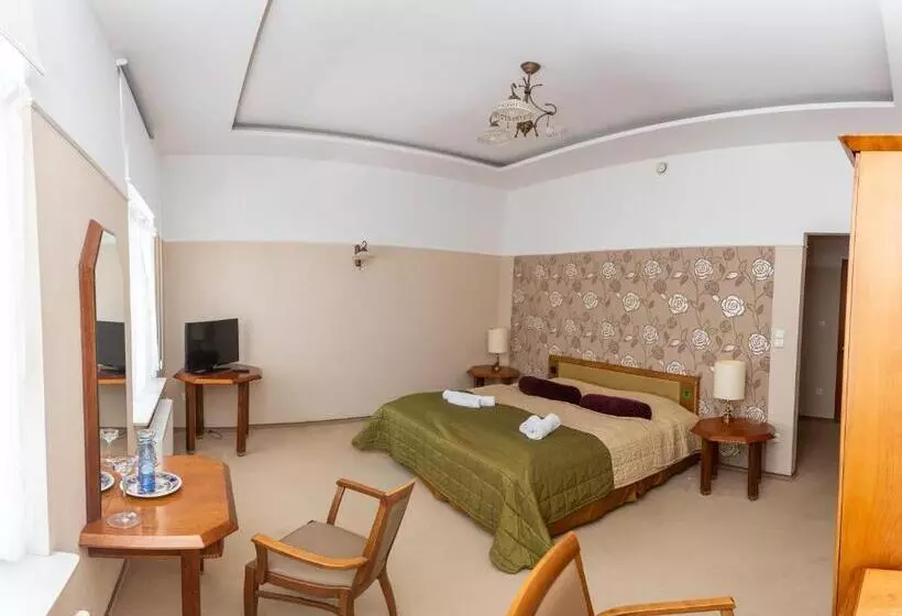 Majatalo Alba Góra św Anny Restauracja I Pokoje