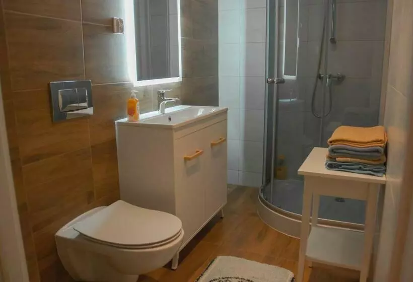 Majatalo Noclegi Boczna 5a Apartamenty Gościnne