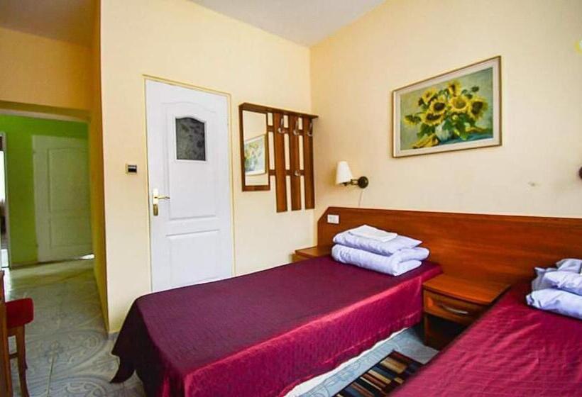 پانسیون Ośrodek Wypoczynkowy Mazowsze W Karpacz