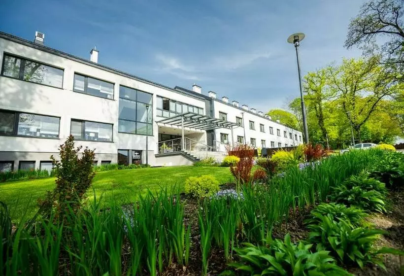 リゾートホテル Centrum Rehabilitacji Społecznej I Zawodowej Zaz Słoneczne Wzgórze