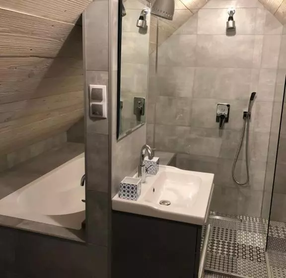 ベッドアンドブレックファースト Babushka Noclegi