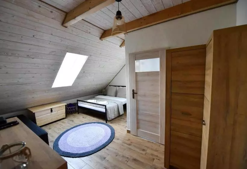 ベッドアンドブレックファースト Babushka Noclegi