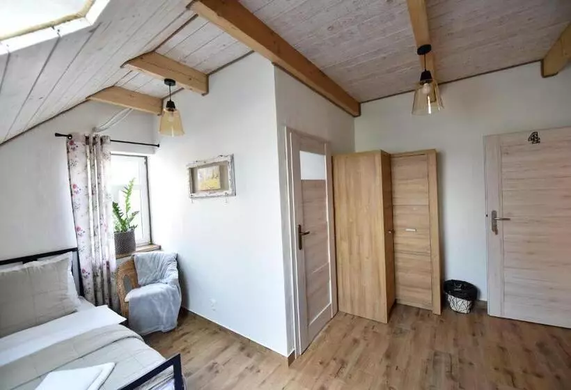 ベッドアンドブレックファースト Babushka Noclegi