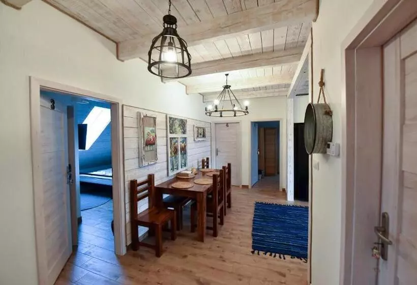 ベッドアンドブレックファースト Babushka Noclegi