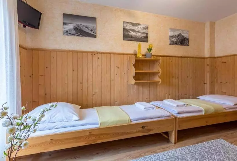 Aamiaismajoitus (B&B) Gościniec Nad Potokiem