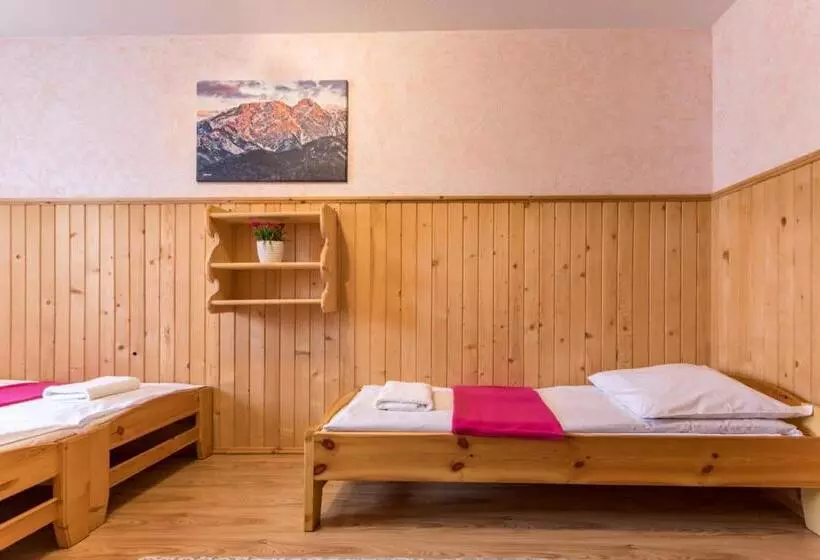 Aamiaismajoitus (B&B) Gościniec Nad Potokiem