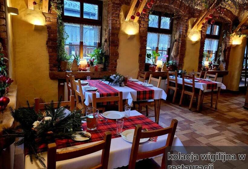 ベッドアンドブレックファースト Gościniec Pod Lipą