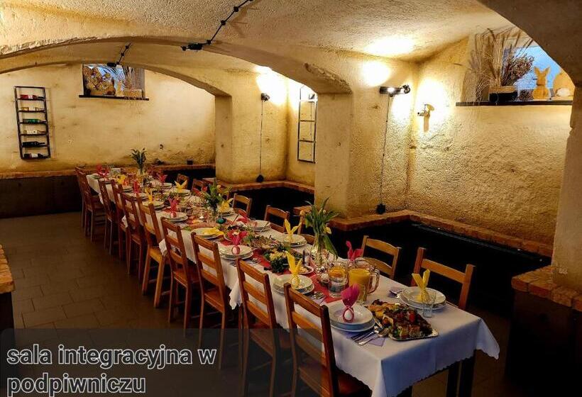 ベッドアンドブレックファースト Gościniec Pod Lipą