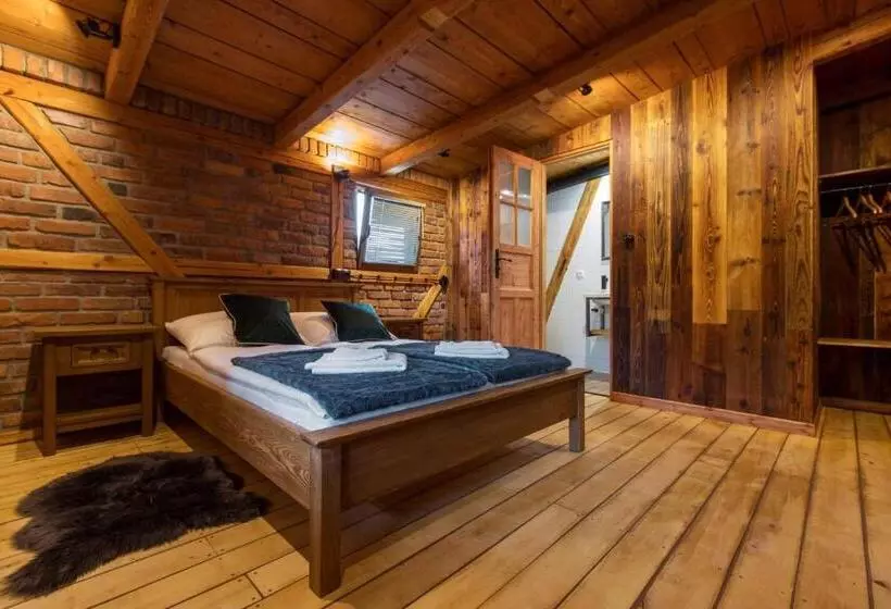 Aamiaismajoitus (B&B) Gościniec Pod Lipą