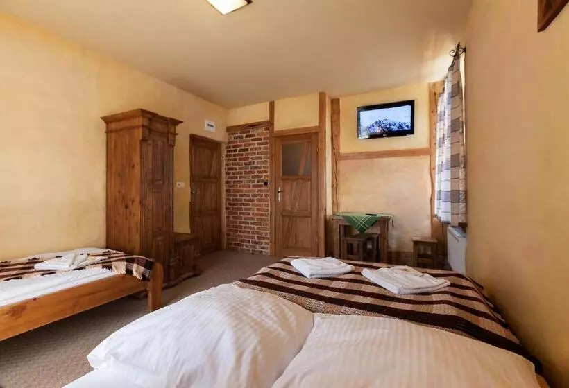 Aamiaismajoitus (B&B) Gościniec Pod Lipą