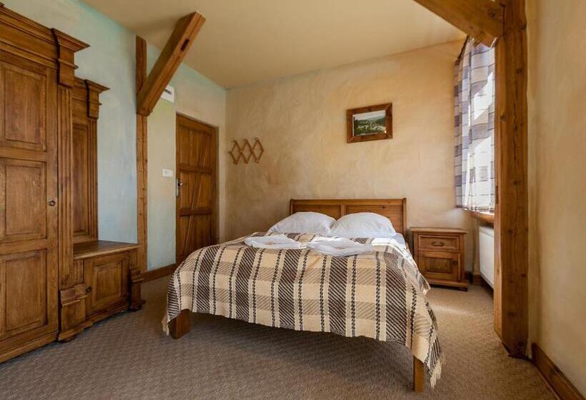 ベッドアンドブレックファースト Gościniec Pod Lipą