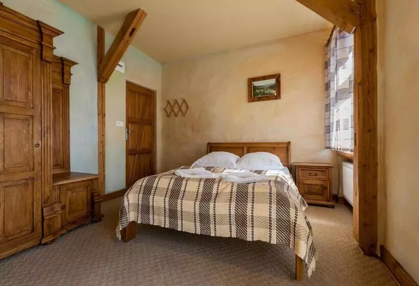 Aamiaismajoitus (B&B) Gościniec Pod Lipą