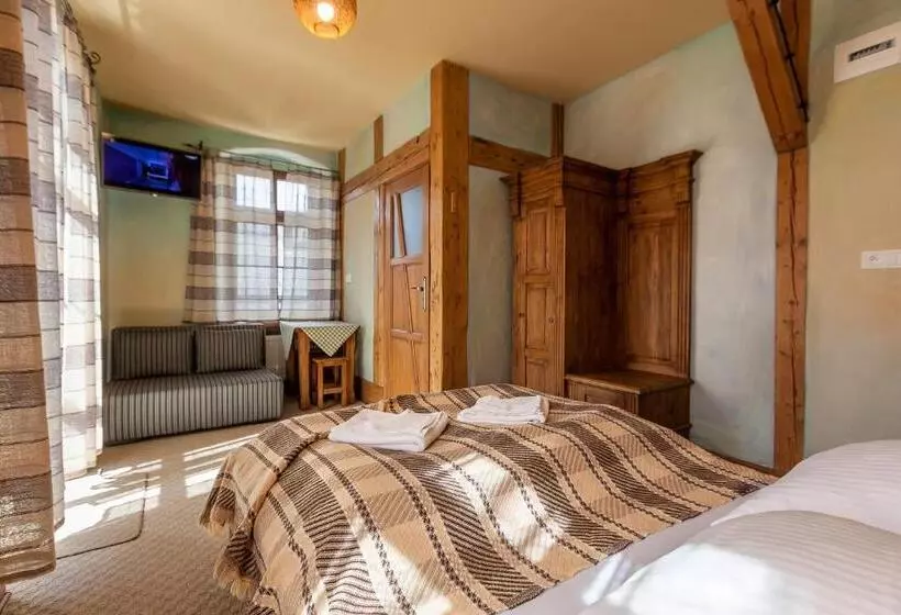 Aamiaismajoitus (B&B) Gościniec Pod Lipą