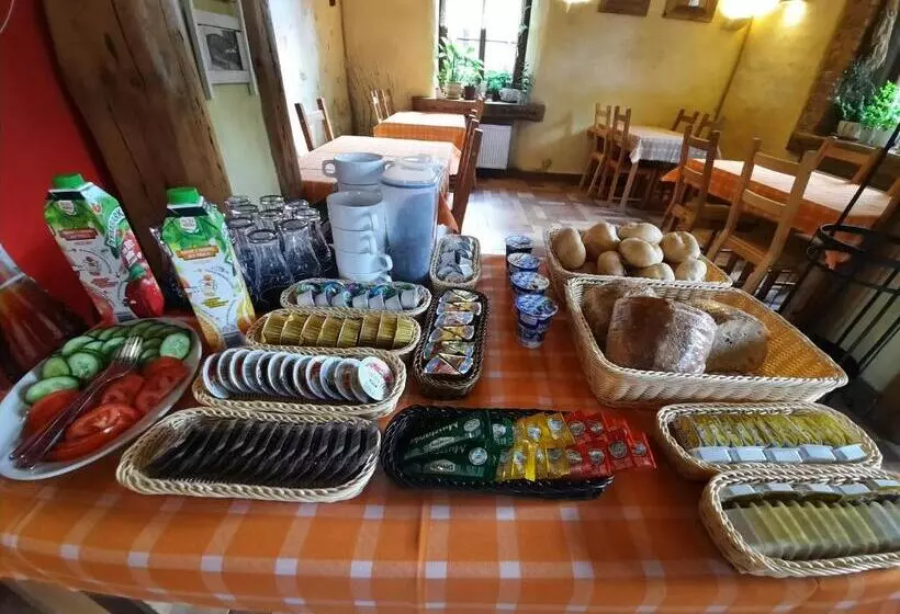 Aamiaismajoitus (B&B) Gościniec Pod Lipą