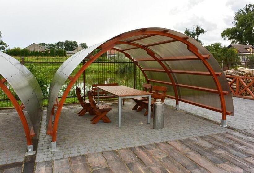 ベッドアンドブレックファースト Gościniec Rycerski