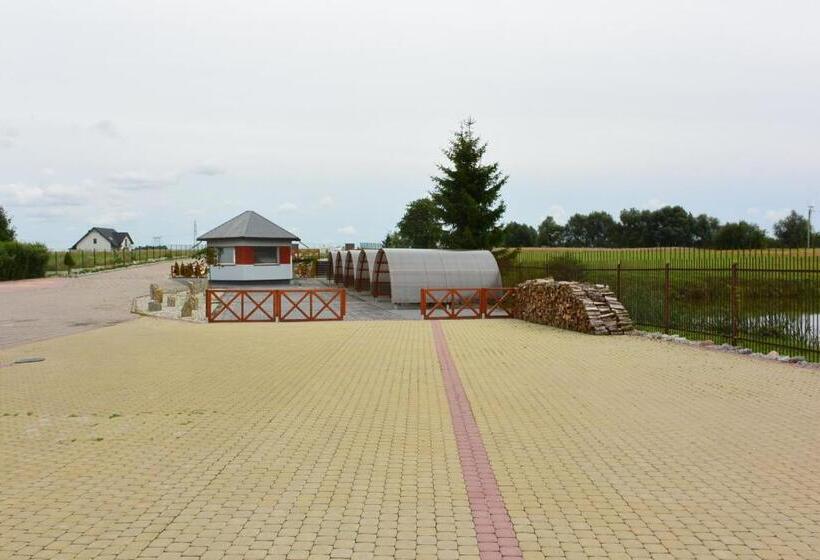 ベッドアンドブレックファースト Gościniec Rycerski