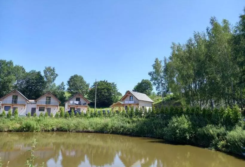 Aamiaismajoitus (B&B) Gosciniec Zacisze